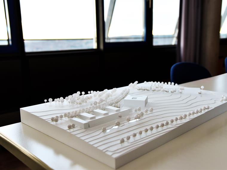 Modell des geplanten Neubaus am Standort Albert-Einstein-Allee