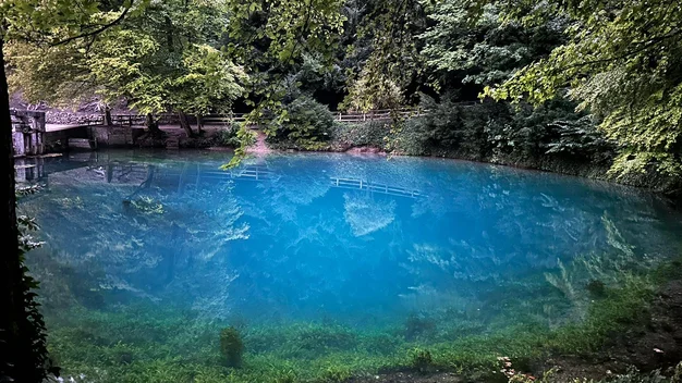Blautopf See in Blaubeuren