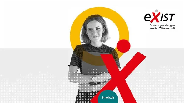 Grafik einer Frau vor grau weißem Hintergrund