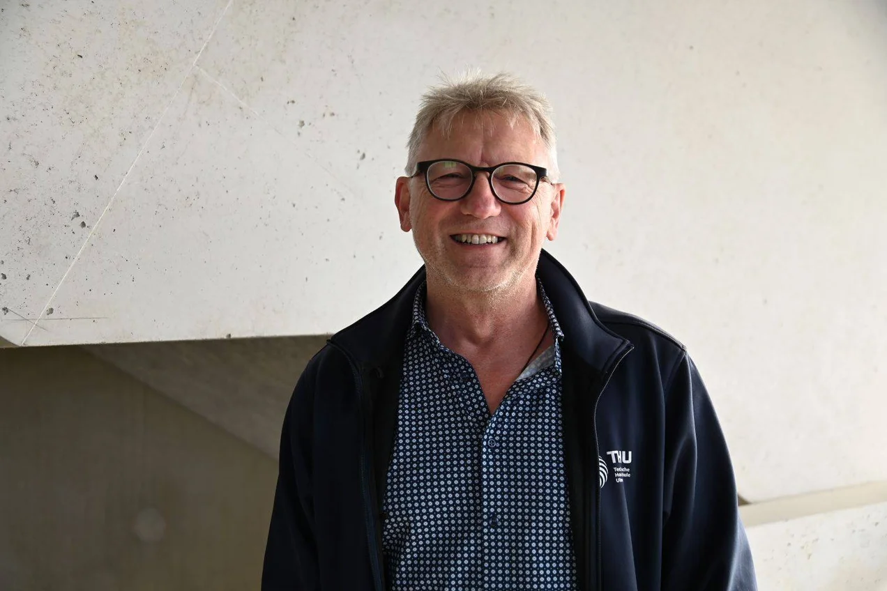 Prof. Gerd Heilscher